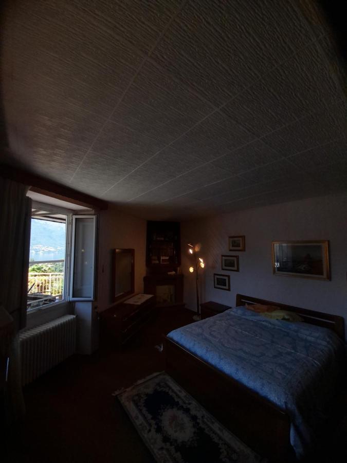 Bed and Breakfast Nonna Anita à Castelveccana Extérieur photo